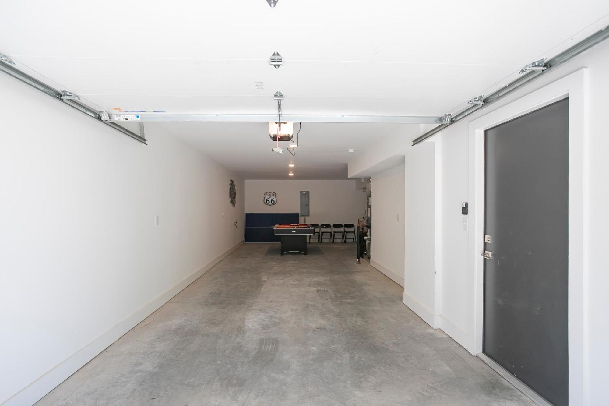 Luxury Townhome Skyline Views Mins To Dt แนชวิลล์ ภายนอก รูปภาพ